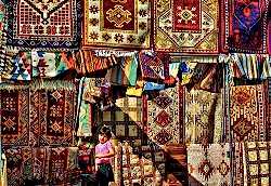 Kilim Ve Kilim Ürünleri Standı